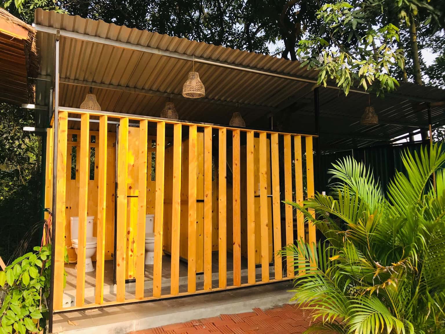 justfly trang an lamia bungalow triangle house couple ninh binh 