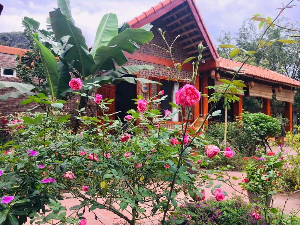 justfly phong 4 nguoi view nui tam coc friendly homestay ninh binh
