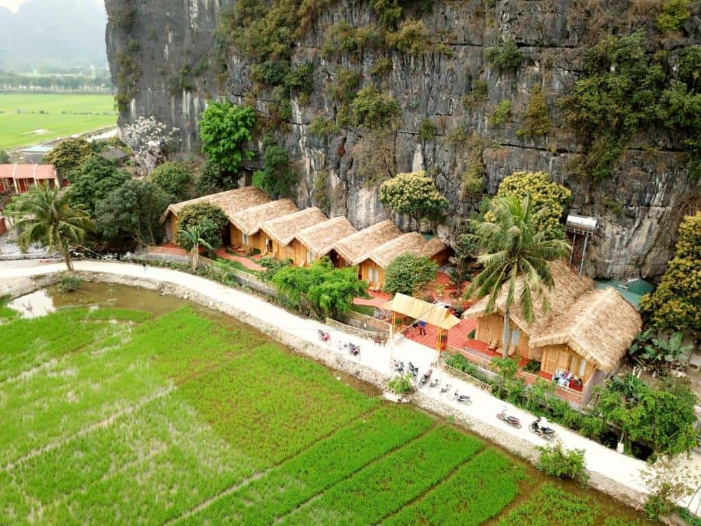 justfly deluxe phong tam rieng ngoai troi tam coc horizon bungalow