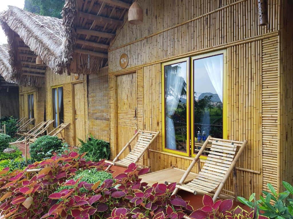 justfly deluxe triple garden view tam coc horizon bungalow