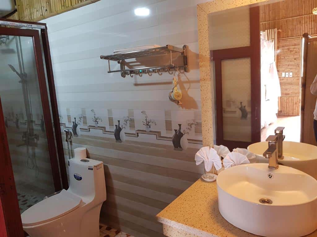 phong triple tam coc wonderland bungalow ninh binh