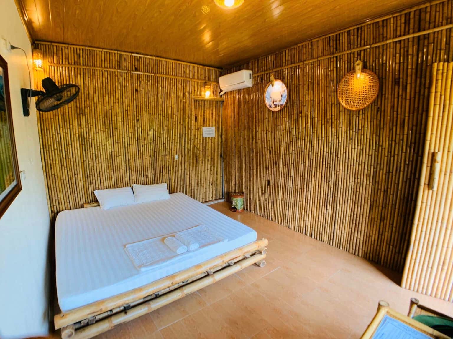 justfly couple room ham rong homestay ninh binh