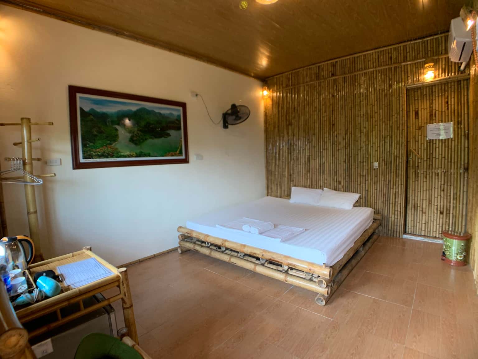 justfly couple room ham rong homestay ninh binh