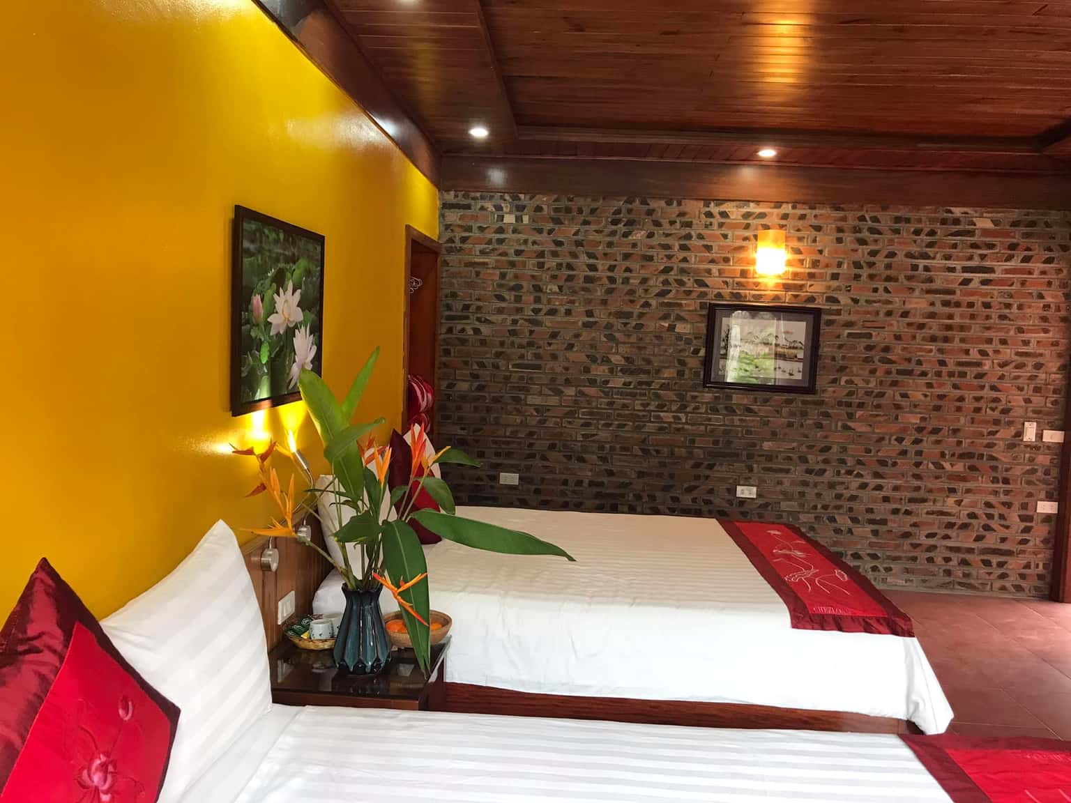 jusfly deluxe bungalow chez loan hotel ninh binh