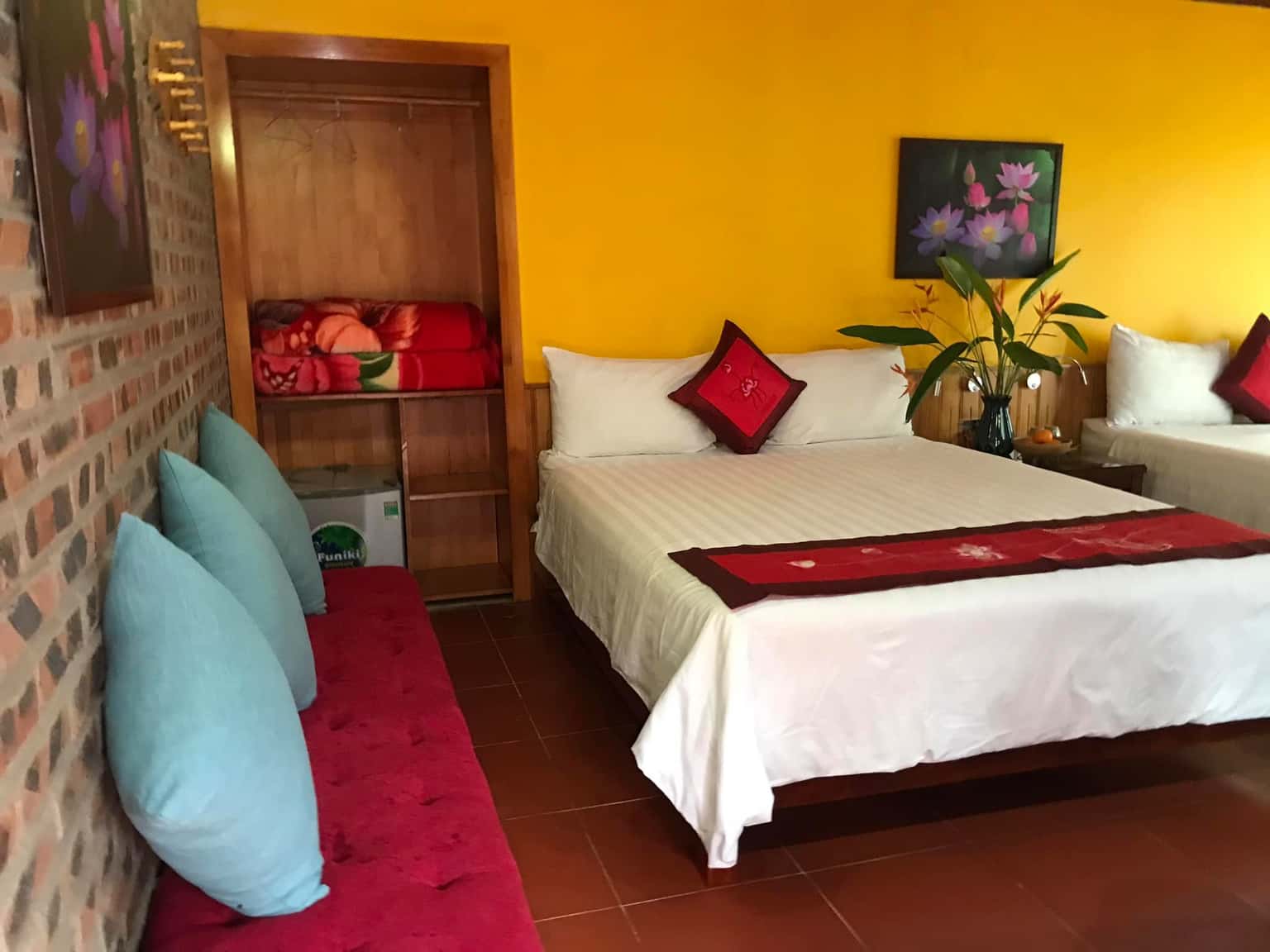 jusfly deluxe bungalow chez loan hotel ninh binh