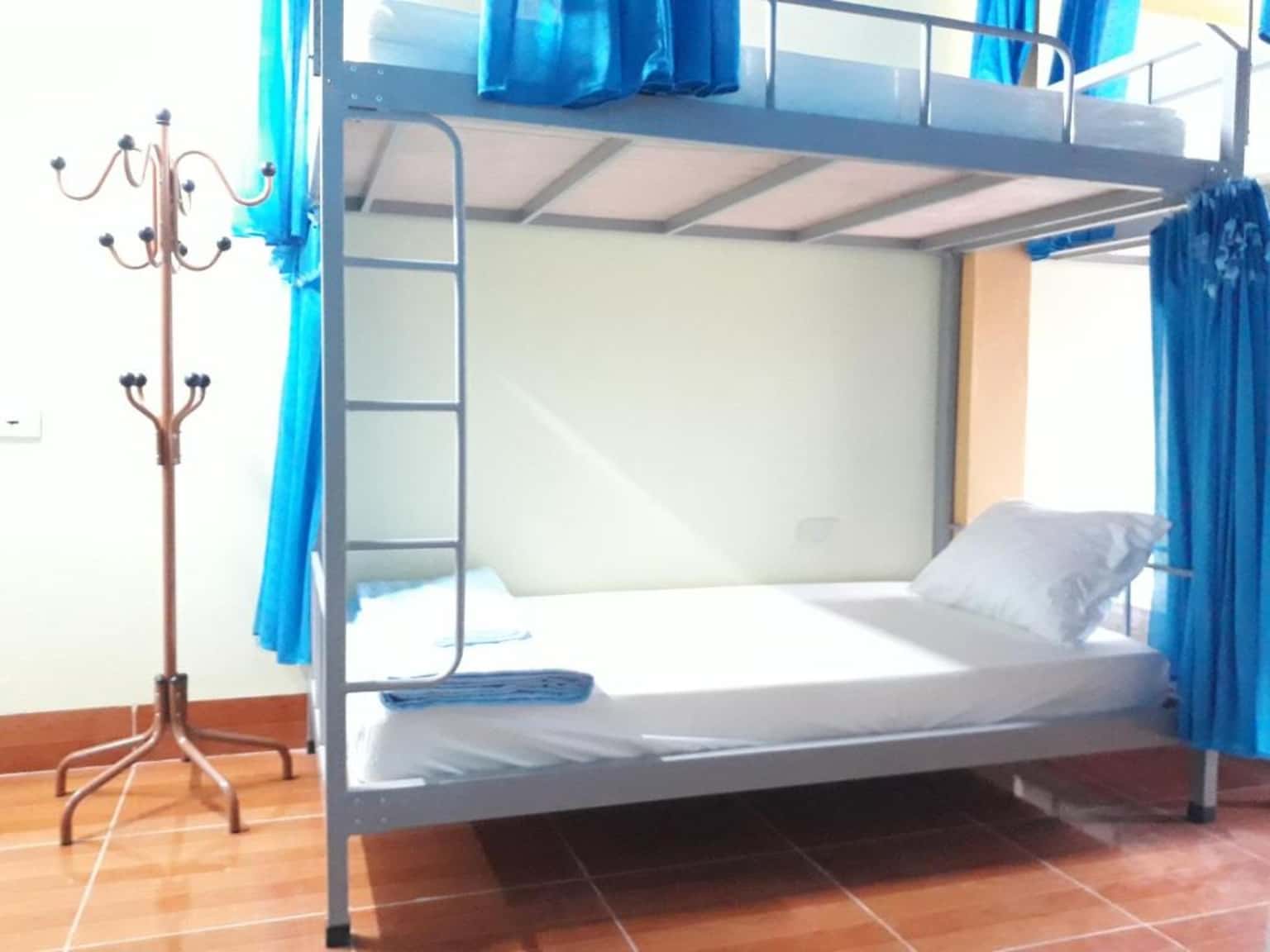 justfly phong dorm tam coc rice fields homestay ninh binh