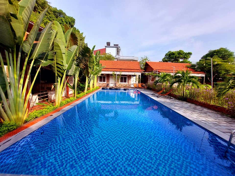 phong double view nui ninh binh mountain side homestay