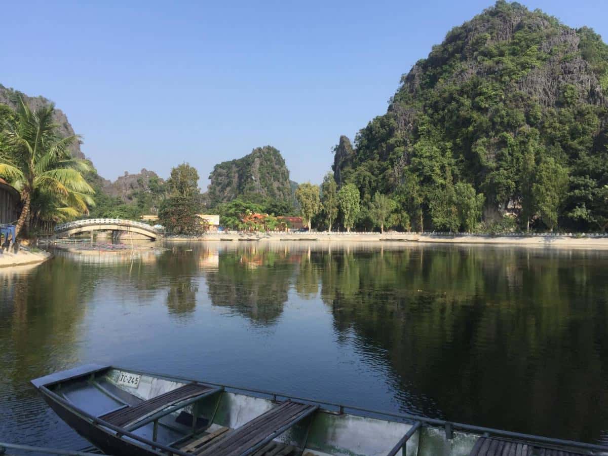 phong gia dinh tam coc boutique garden ninh binh
