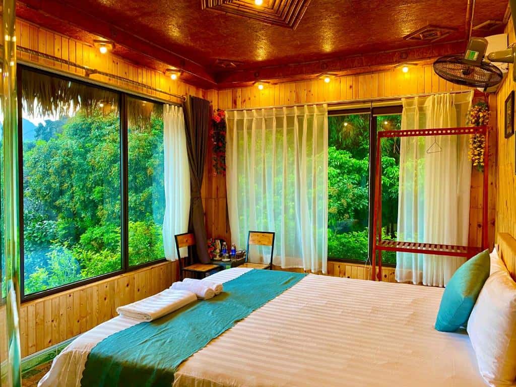 justfly phong luxury 2 nguoi hang mua bambo homstay