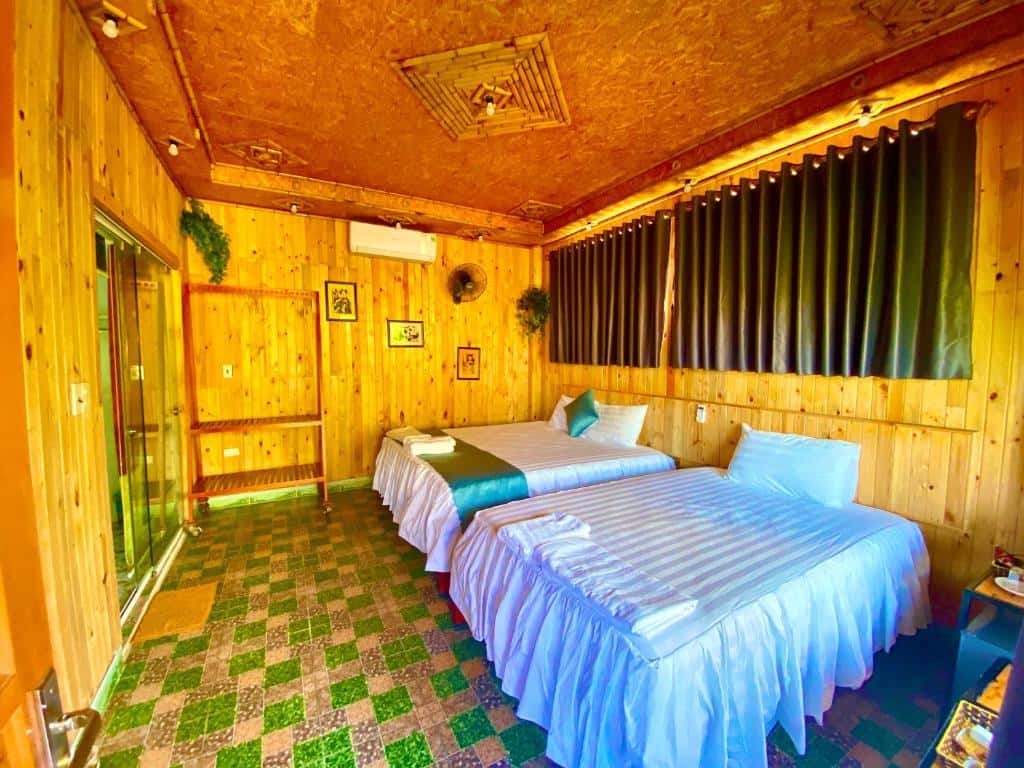 justfly phong luxury 3 nguoi hang mua bamboo homestay