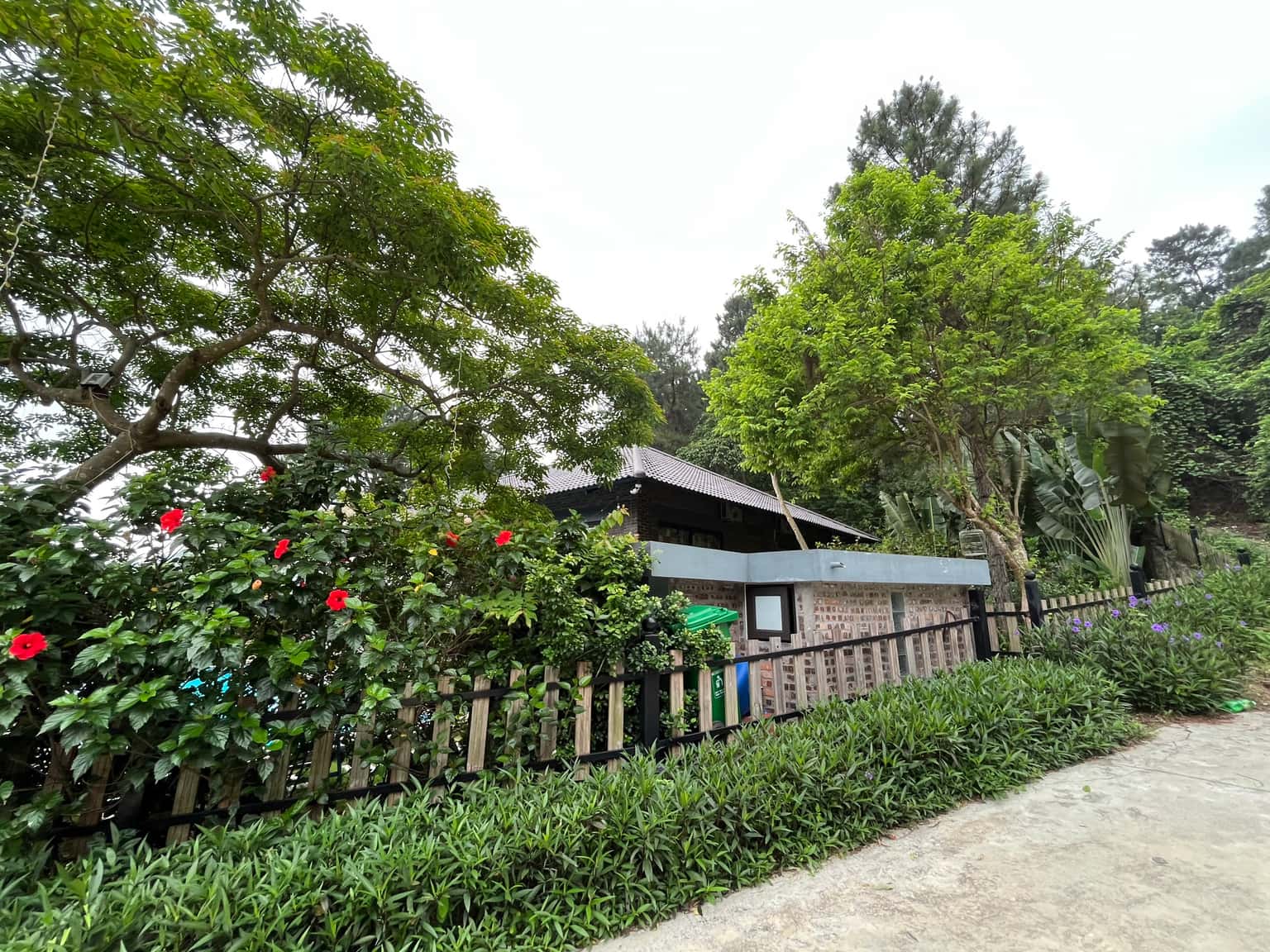 justfly brick house tam dao