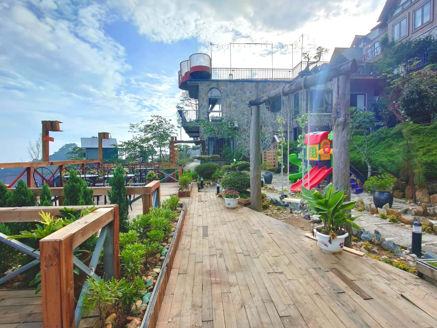 justfly anh tong quan poko ecolodge 