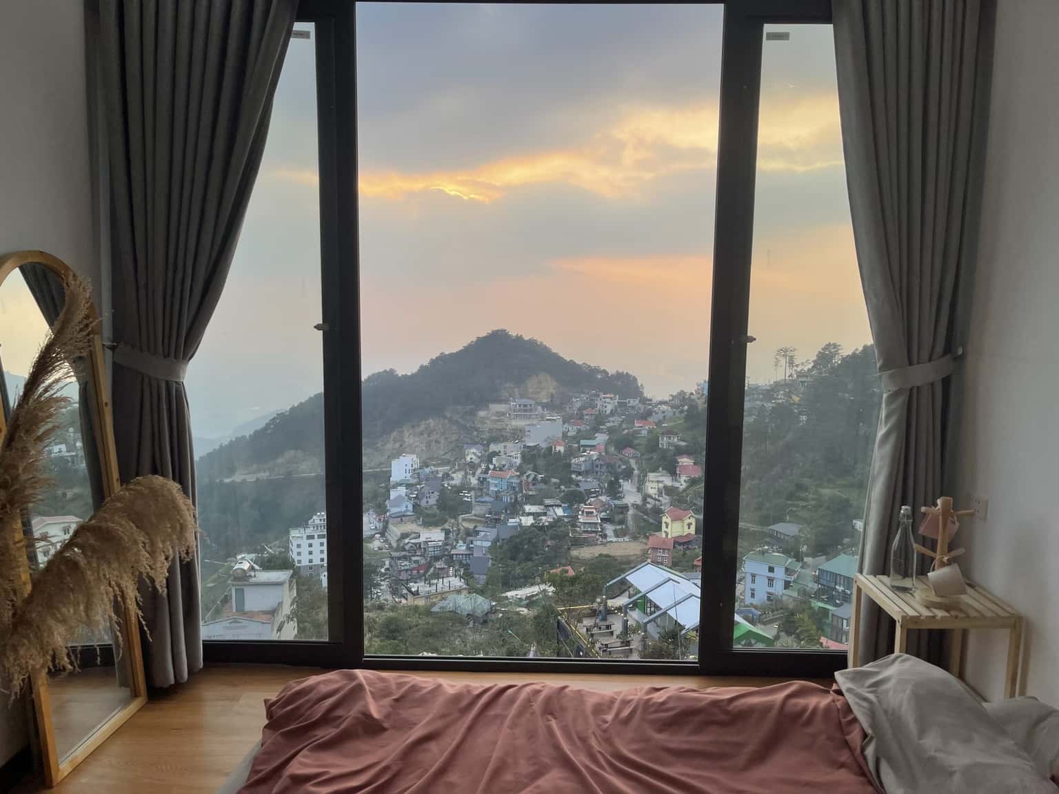 justfly duplex view room co la homestay tam dao