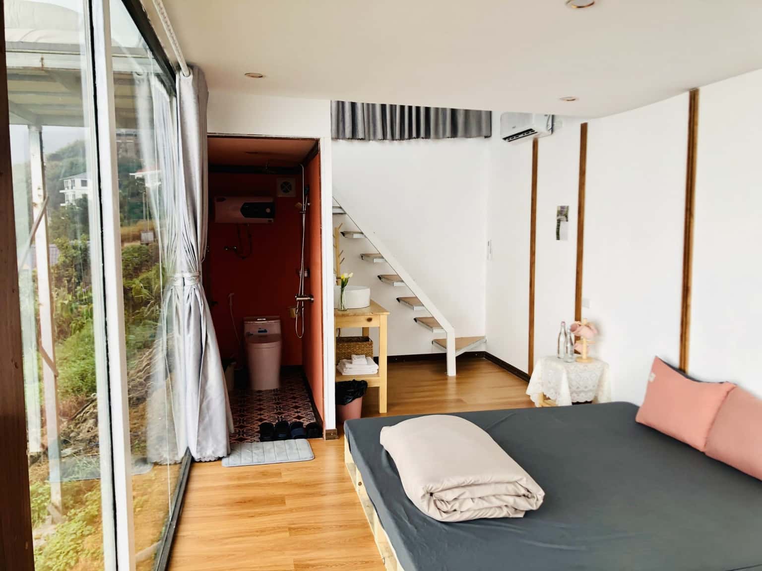 justfly twin room co la homestay tam đao