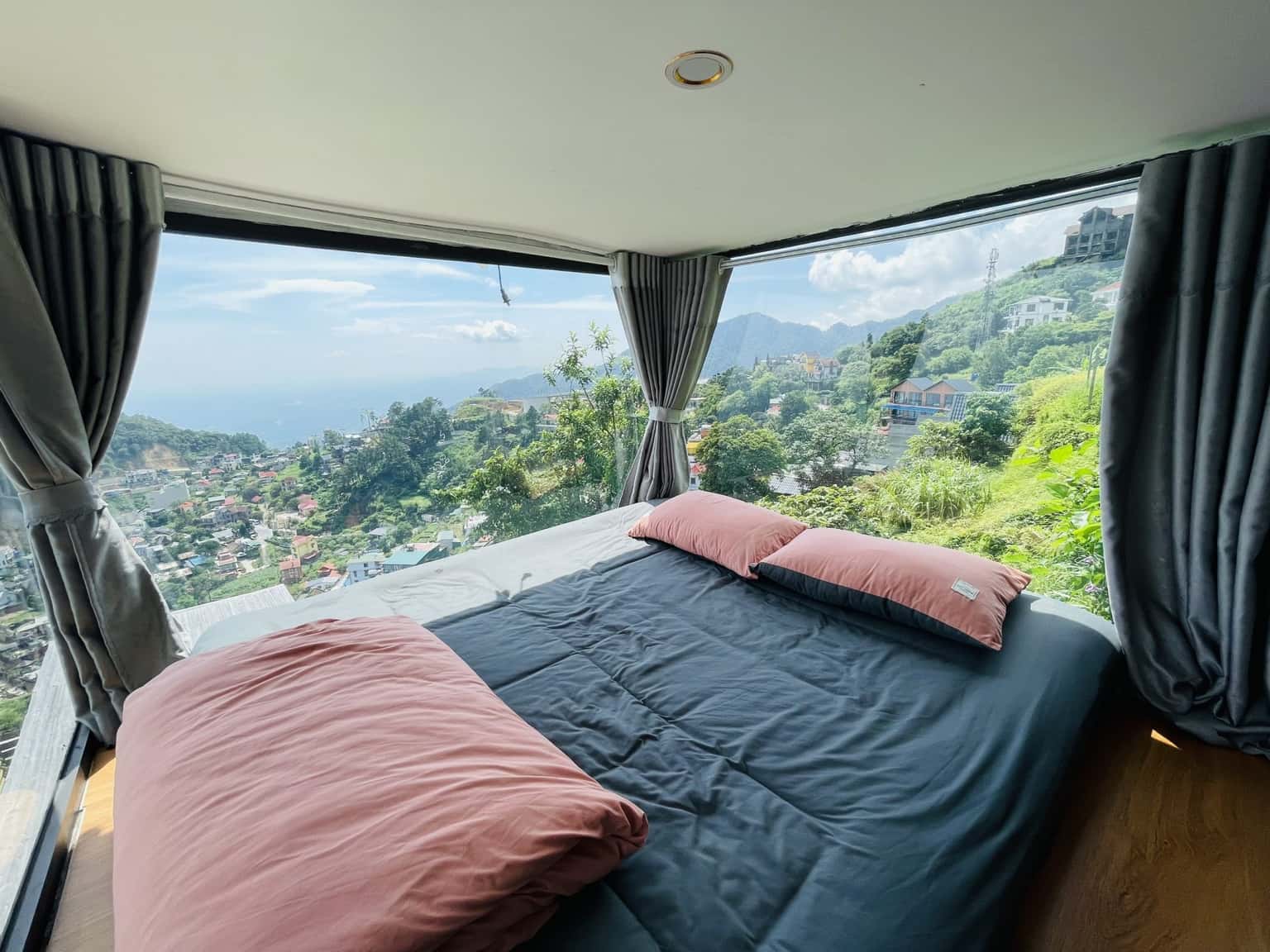 justfly twin room co la homestay tam đao