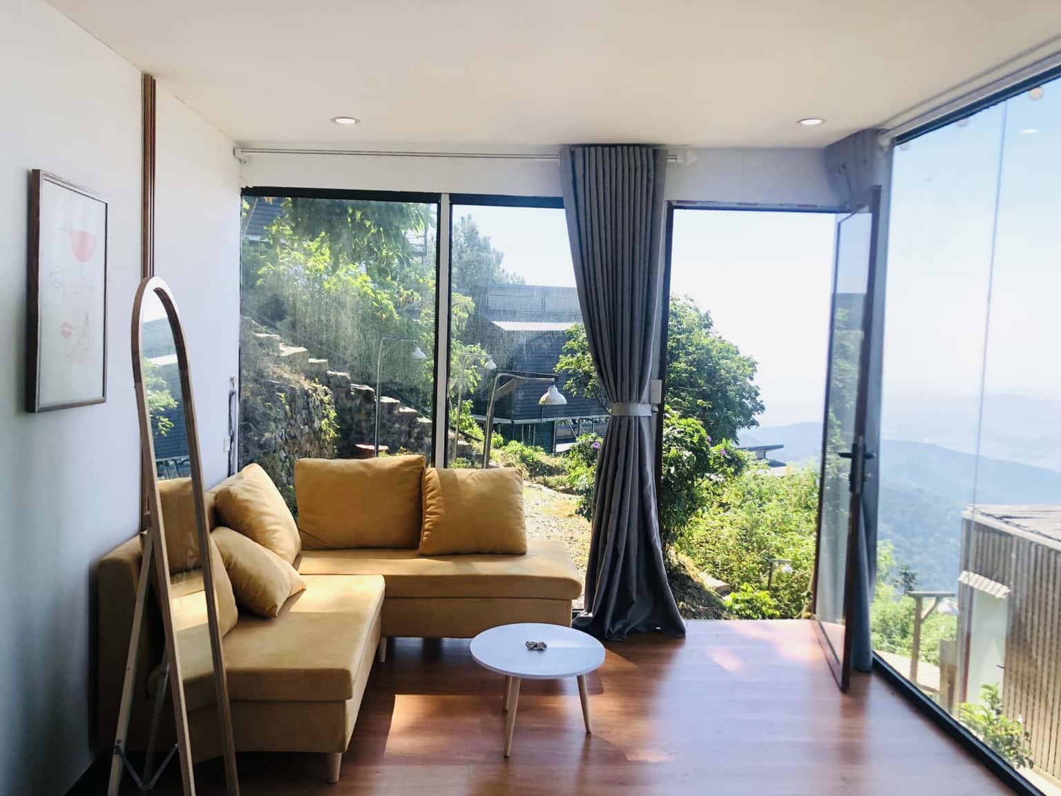 justfly twin room co la homestay tam đao
