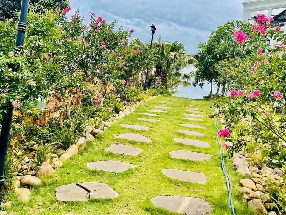 justfly canh quan chung glory resort son tay