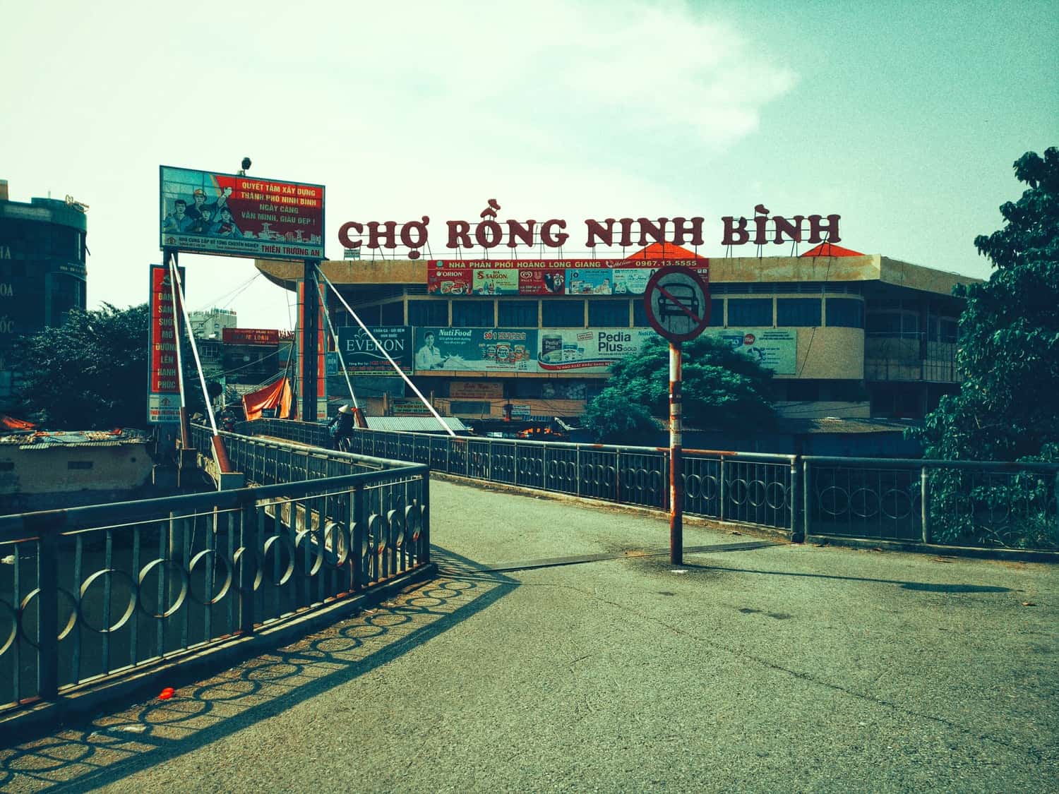 cho rong dia diem du lich ninh binh attnib10