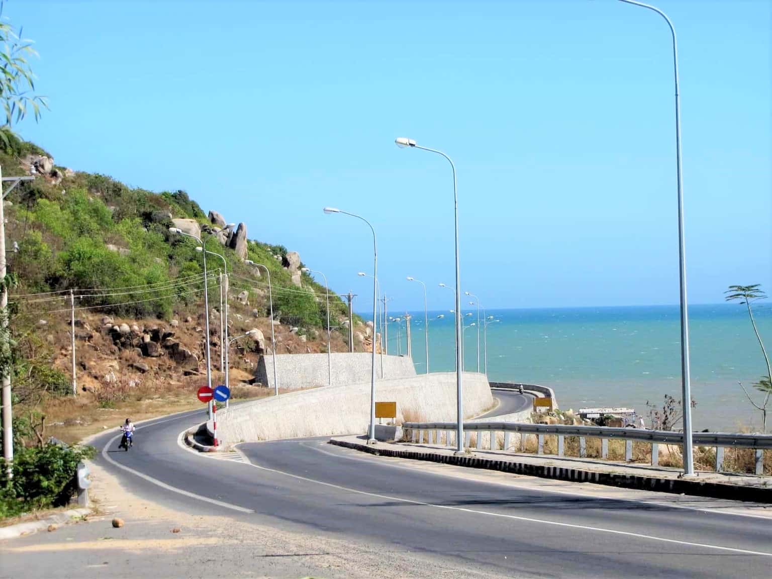 bien phuoc hai dia diem du lich vung tau attvut27