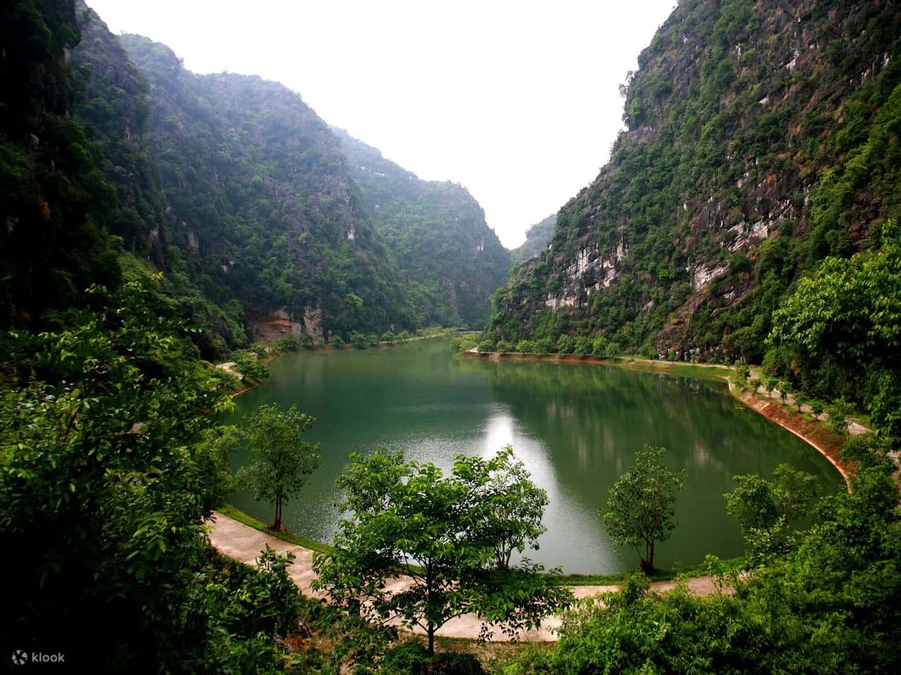tuyet tinh coc dia diem du lich ninh binh attnib07