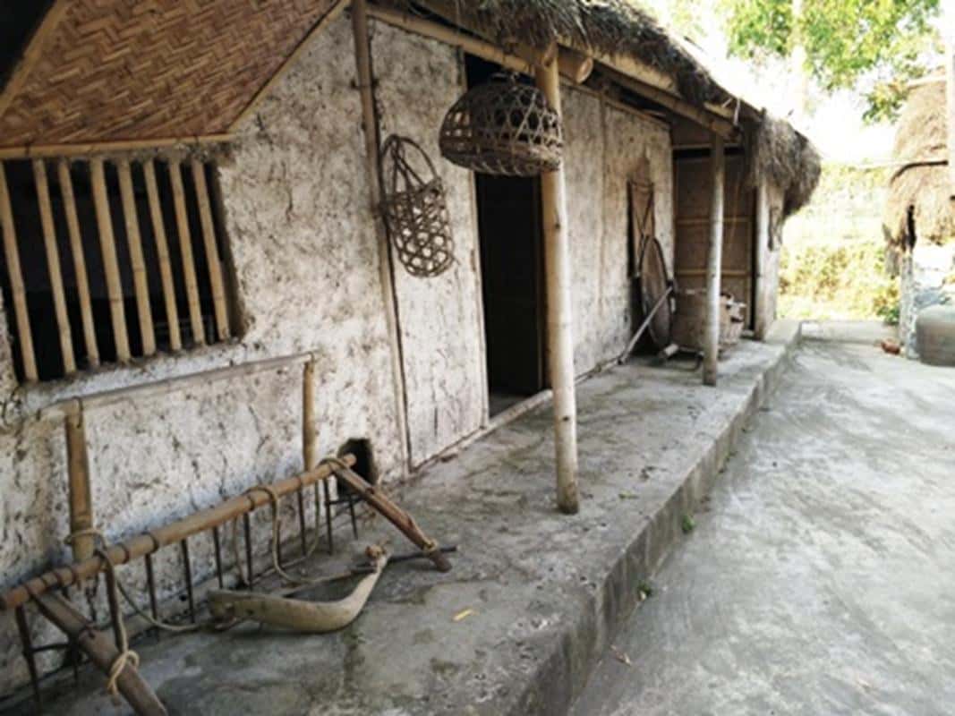 co vien lau dia diem du lich ninh binh attnib15