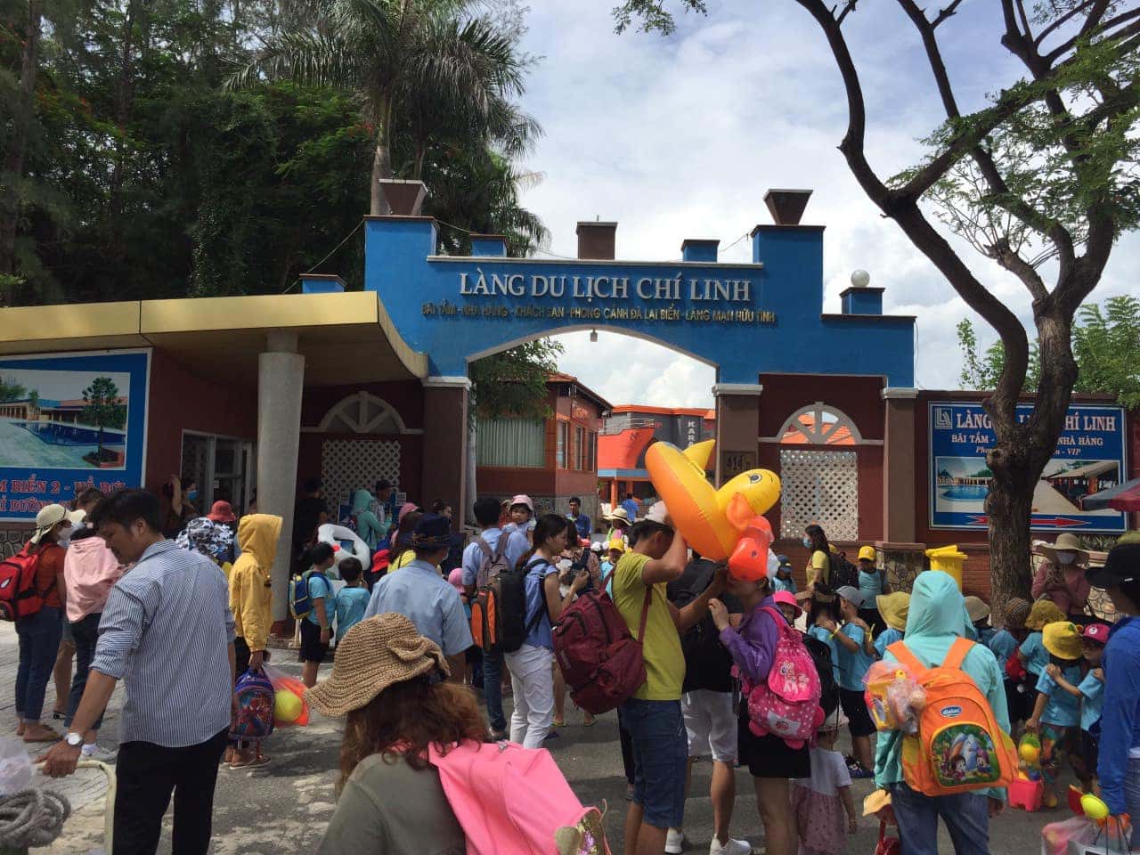 lang du lich chi linh dia diem du lich vung tau attvut11