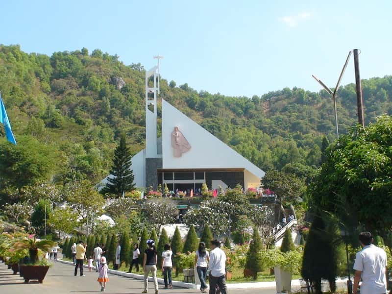 den thanh mau duc me bai dau dia diem du lich vung tau attvut34