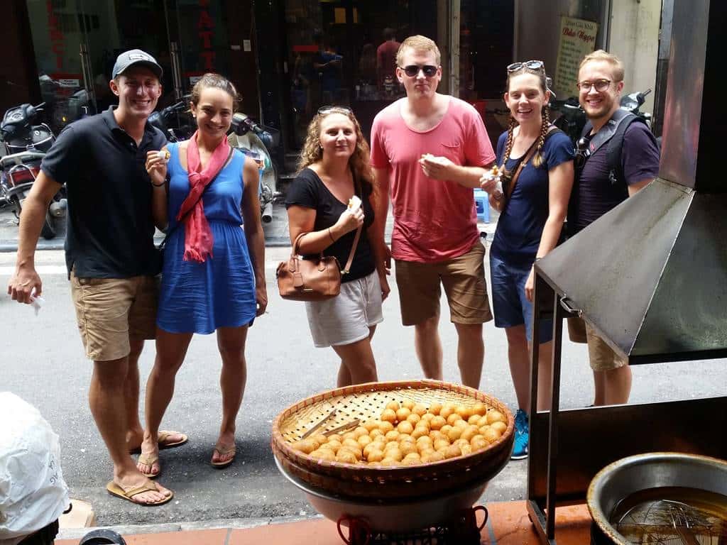 street food walking tour hanoi