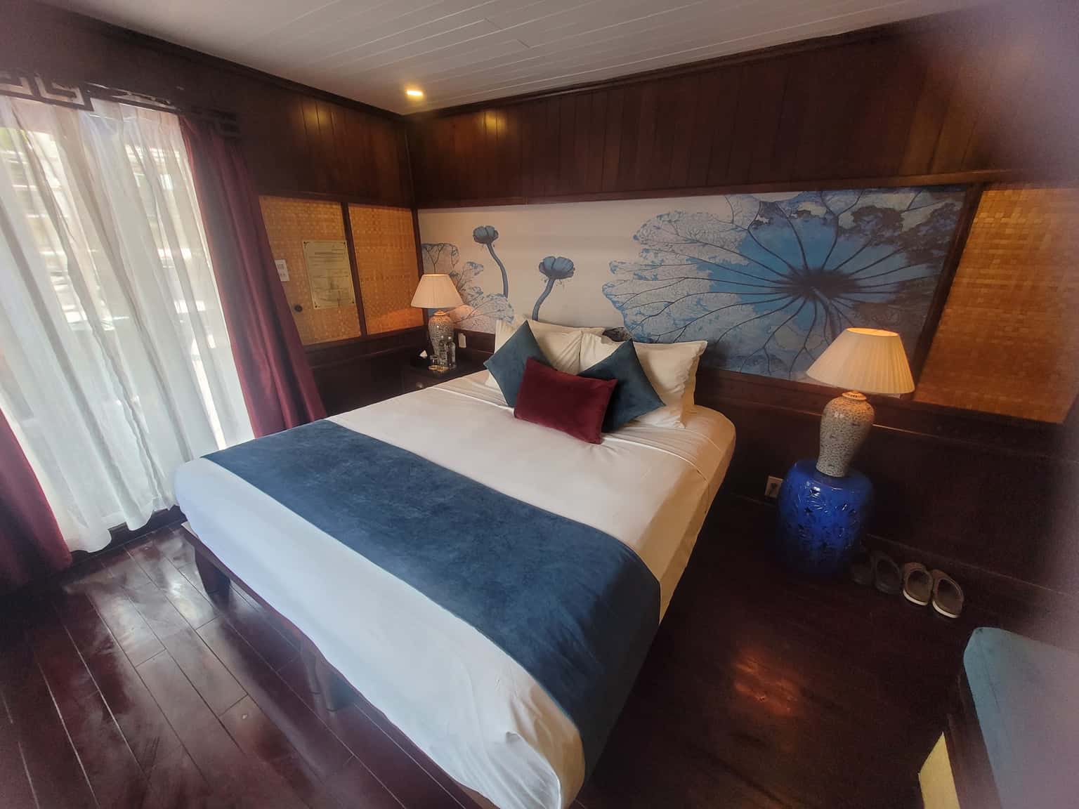 legend halong 1 cabin bhaya au co cruise ha long bay