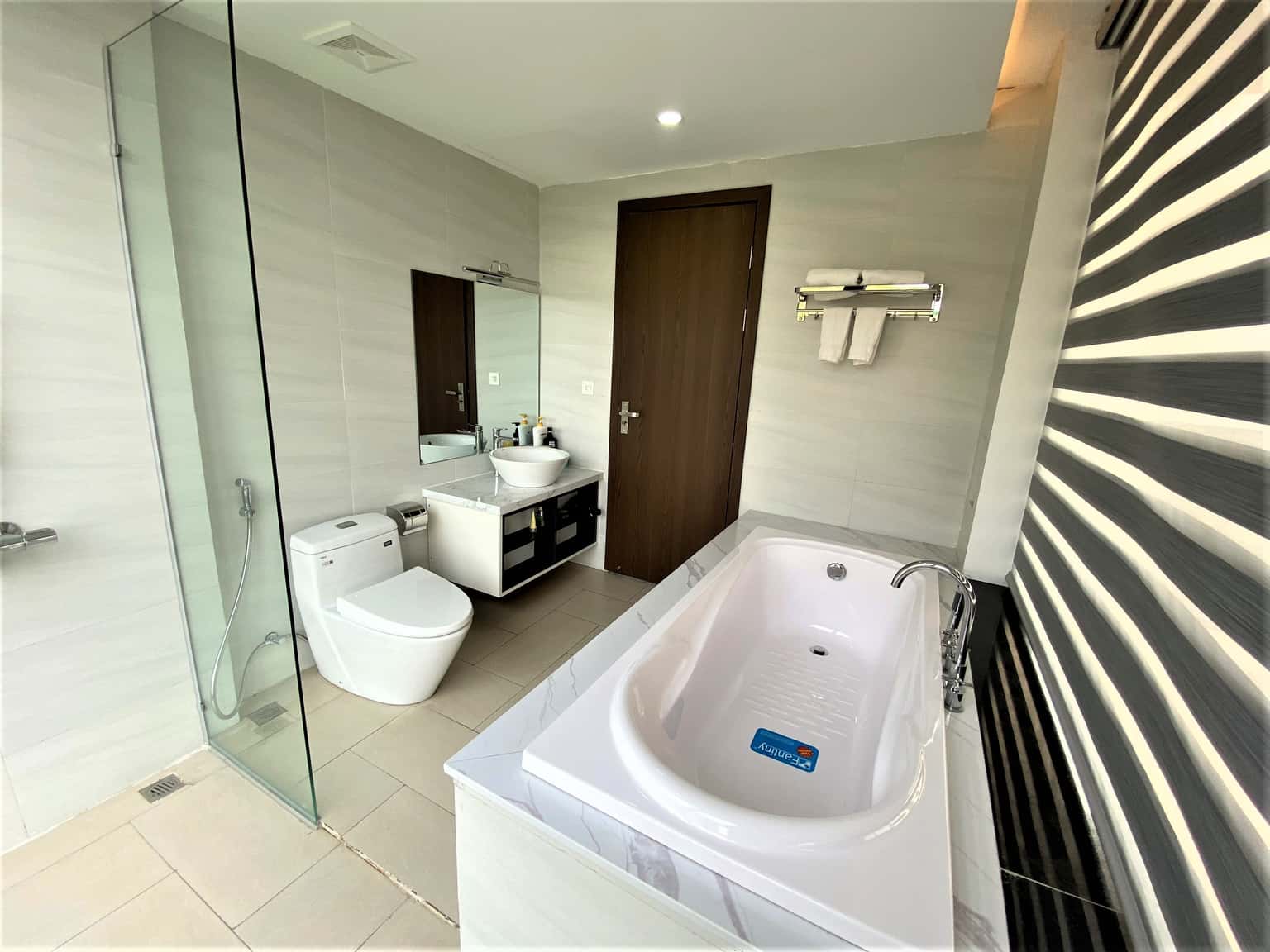 phong ngu 1 f2 3 venus dai lai vinh phuc 