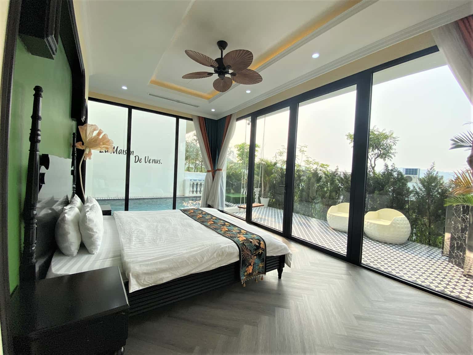 phong ngu 4 f2 22 venus dai lai vinh phuc 