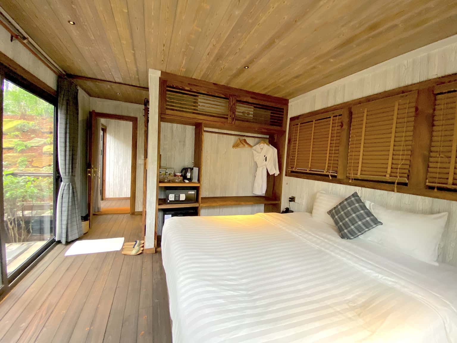 room 7u amaya retreat soc son ha noi   