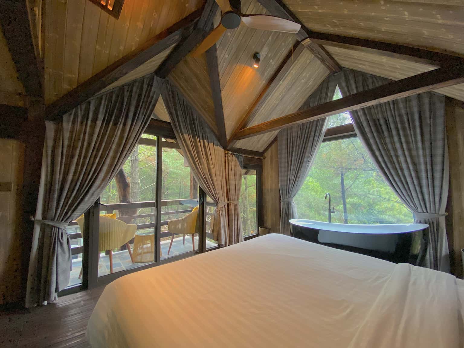 room 8u amaya retreat soc son ha noi   