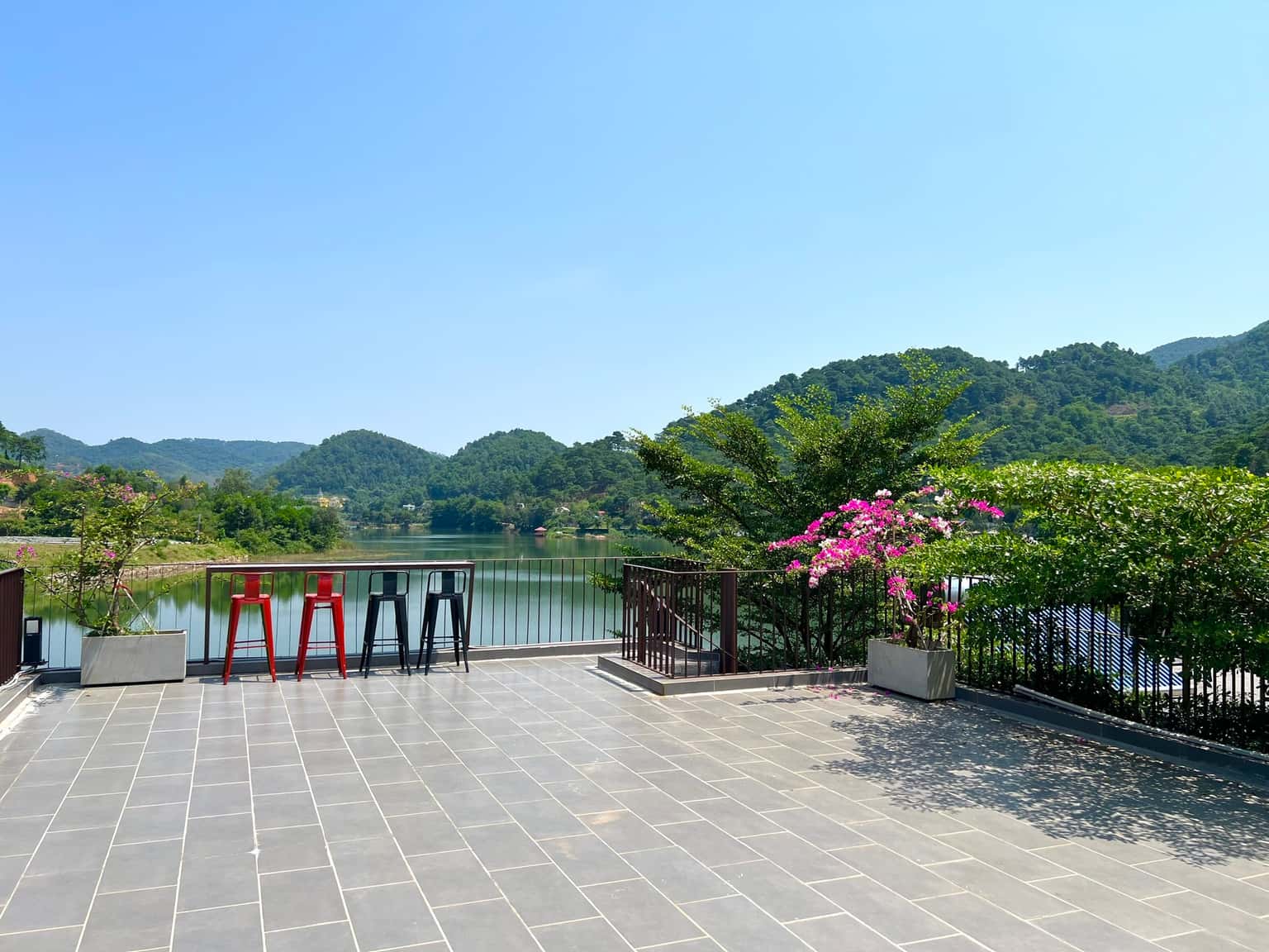 island house ii villa ho dong do soc son