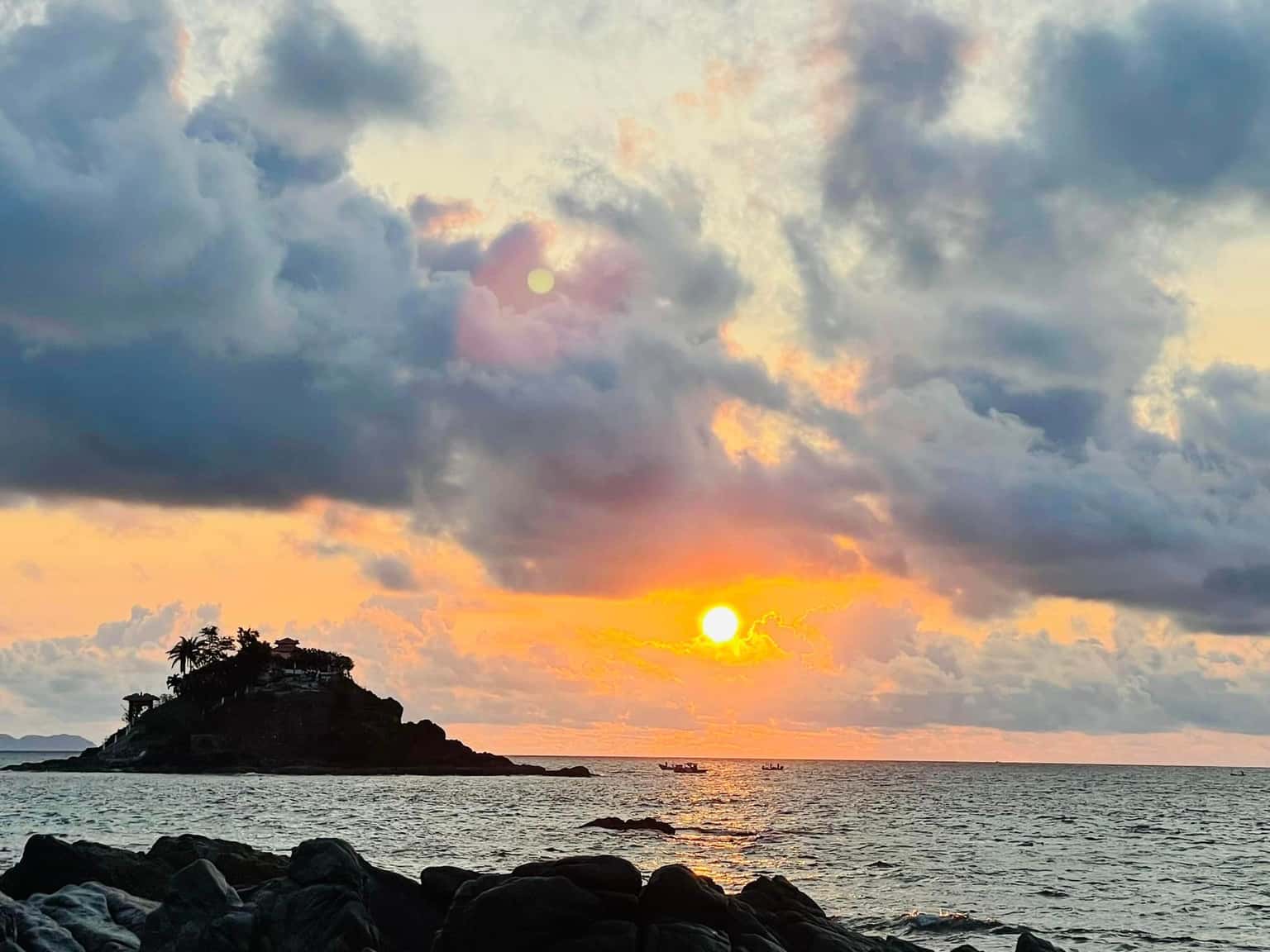bai vong nguyet vung tau