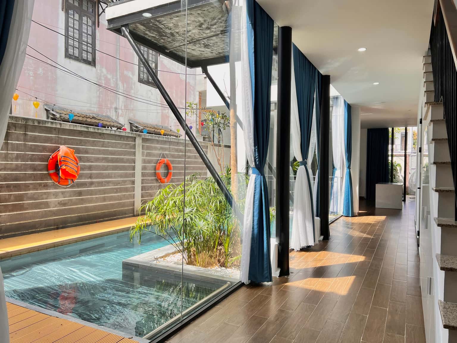 Kids' swim floats