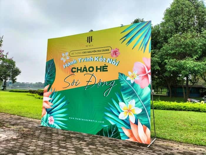 Sân Team - Free Khung backdrop