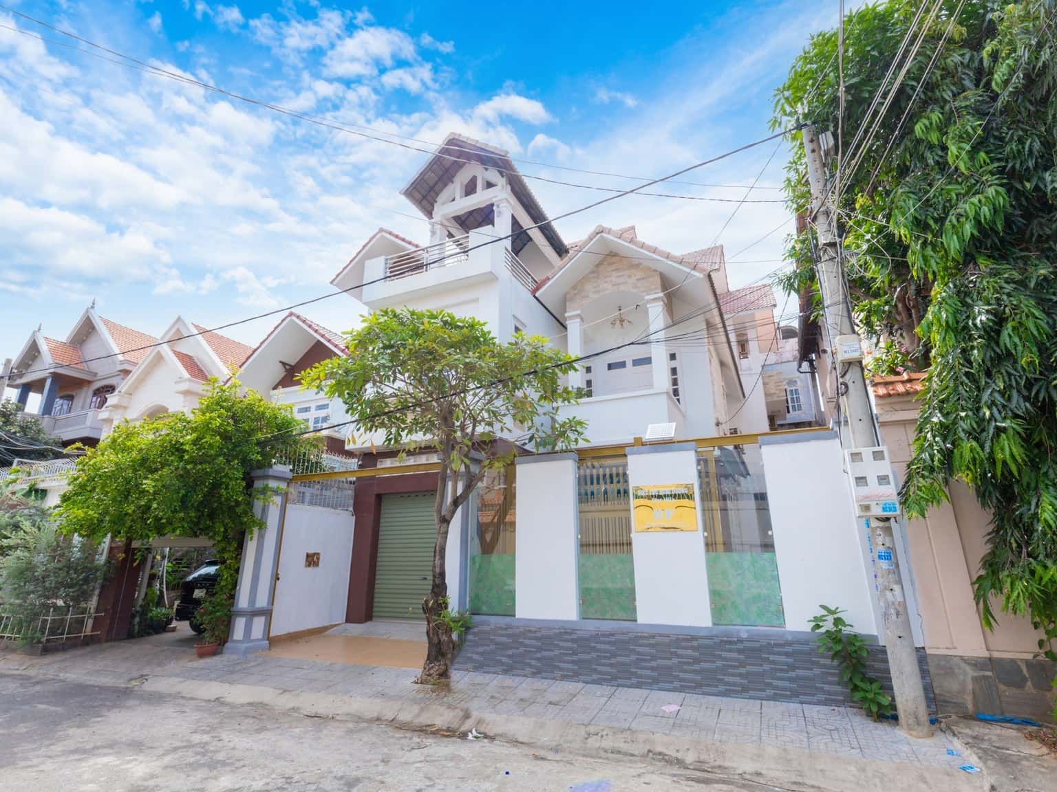 头顿Lạc Long Quân街8F别墅