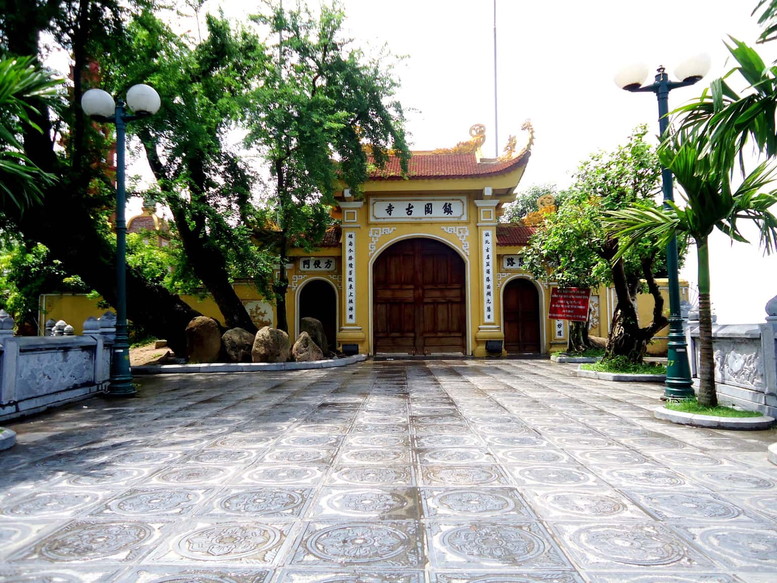 Chùa Trấn Quốc, Hà Nội  — ảnh 12
