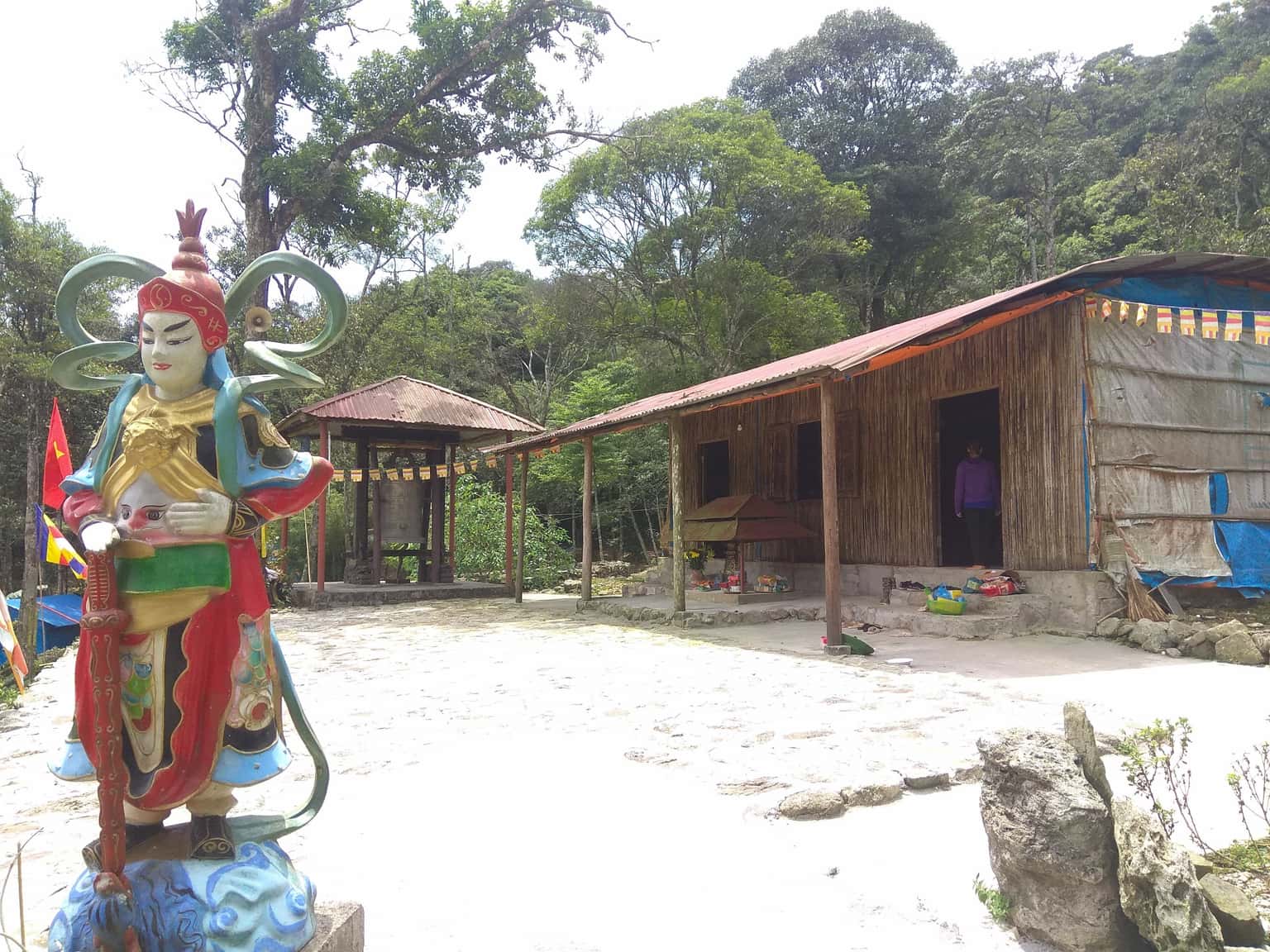 chua dia nguc tam dao vinh phuc
