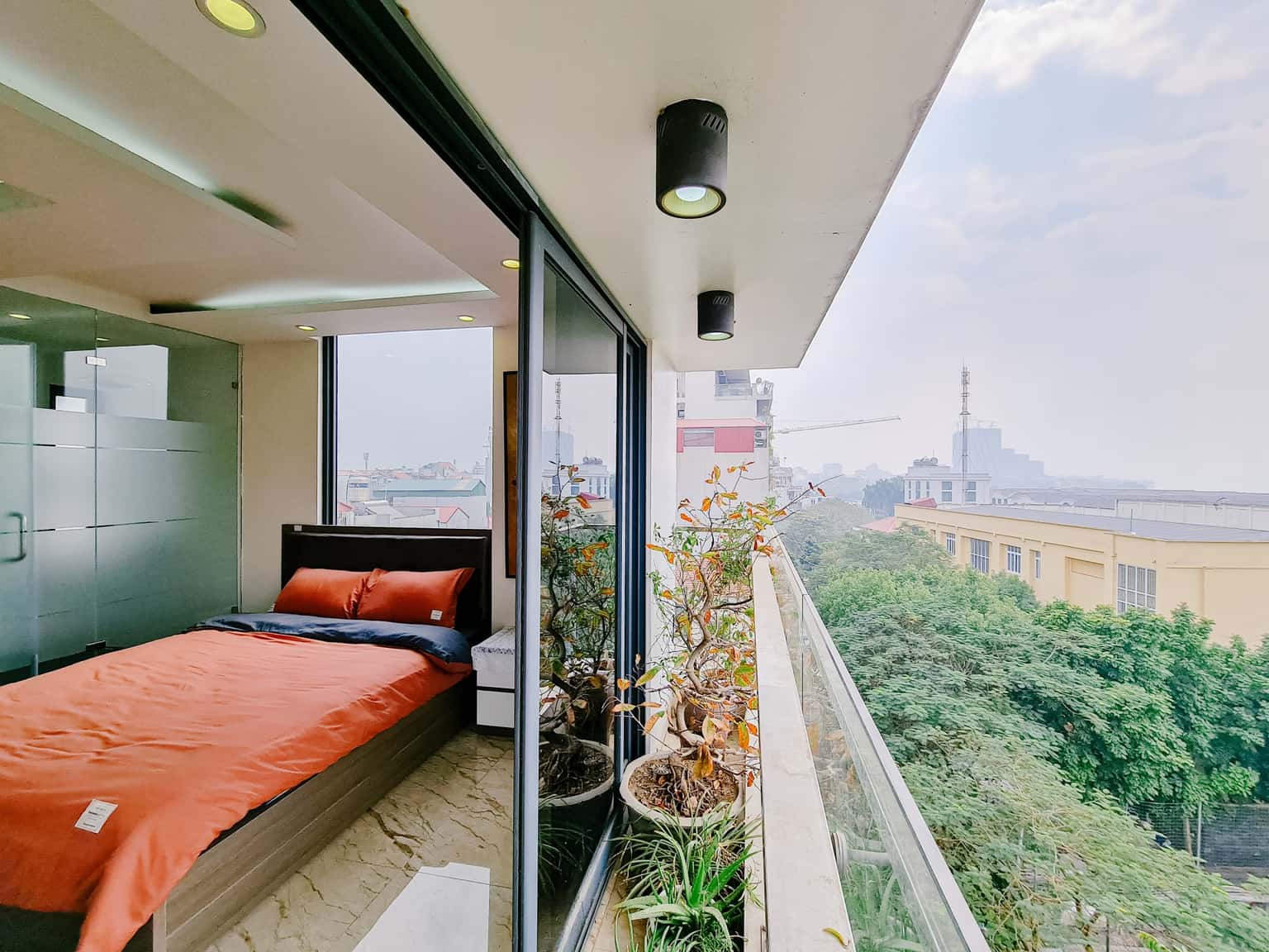Yume Apartment - KatHome In Town (View Hồ), Tây Hồ — ảnh 10