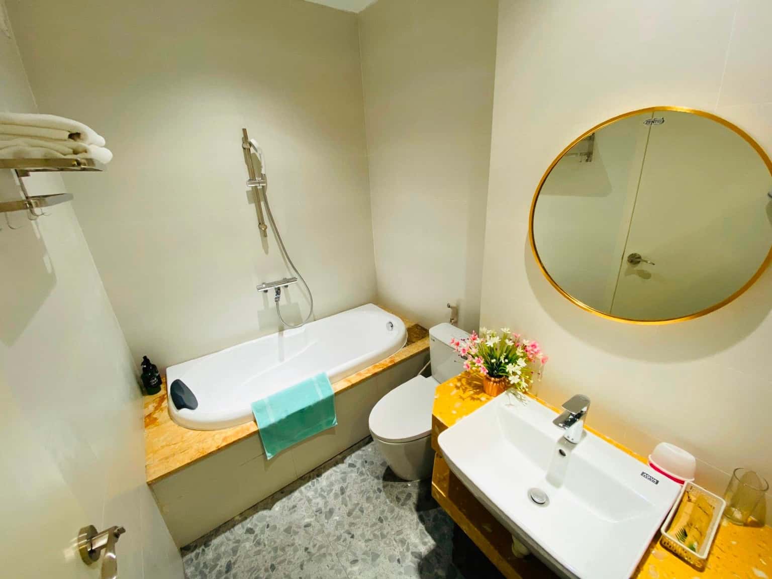 Apt 402 Lahomes - Nguyễn Khang, Cầu Giấy — photo 7