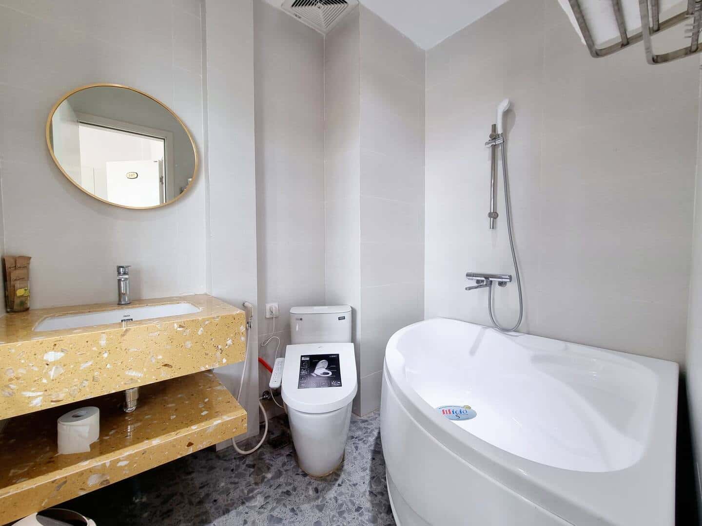 Apt 701 Lahomes - Nguyễn Khang, Cầu Giấy — photo 4