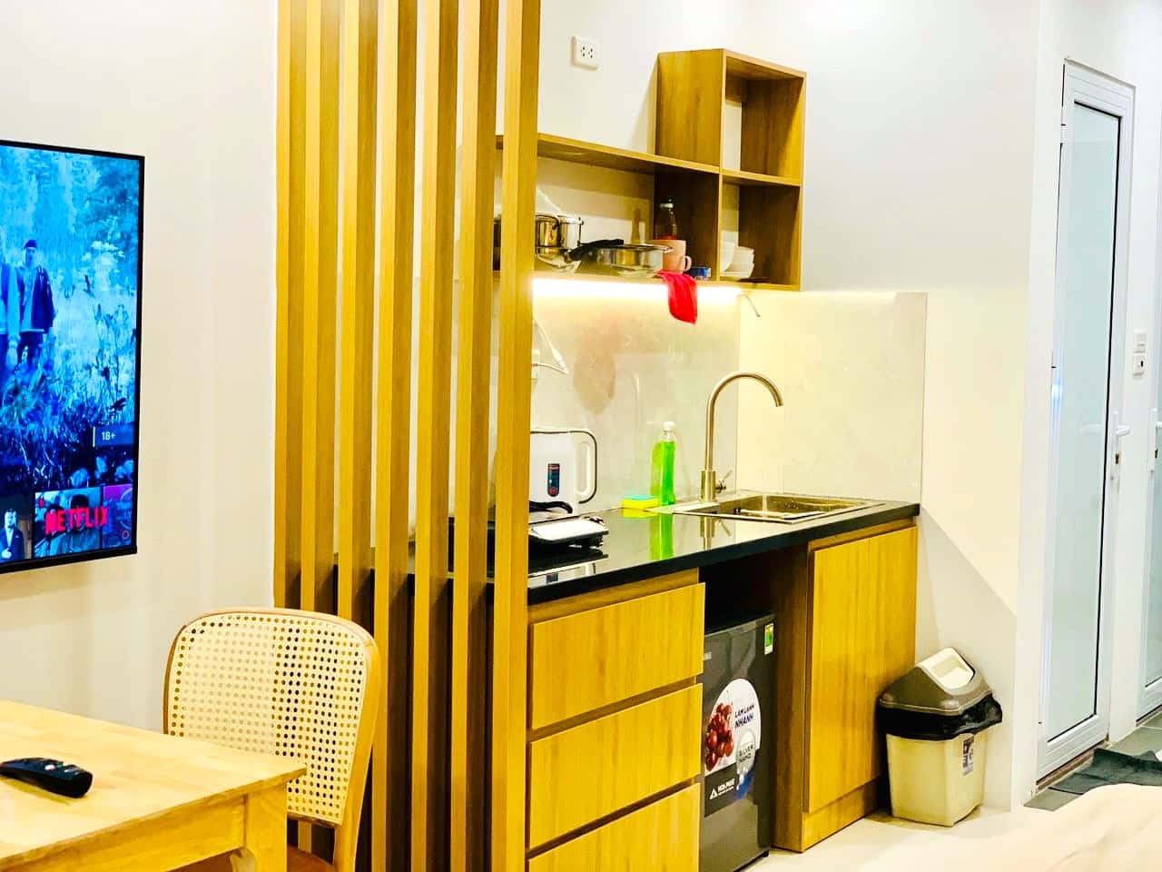 Căn hộ 301 (Sunny Room) - Lahomes Nguyễn Văn Tuyết, Đống Đa — ảnh 12
