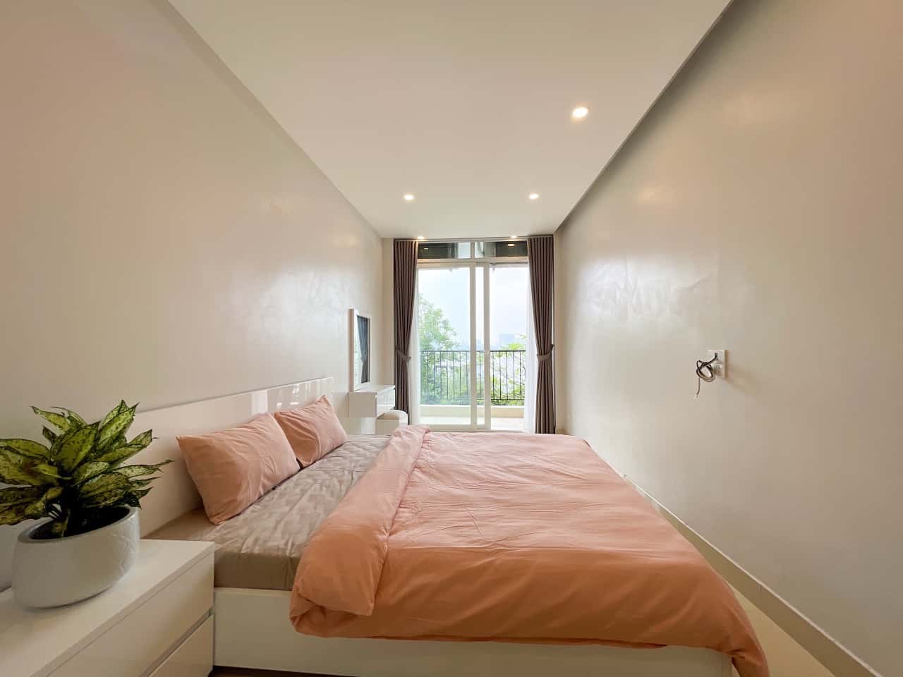 Căn hộ 301 - Nine Housing (30 Yên Hoa) - View Hồ Tây — ảnh 8