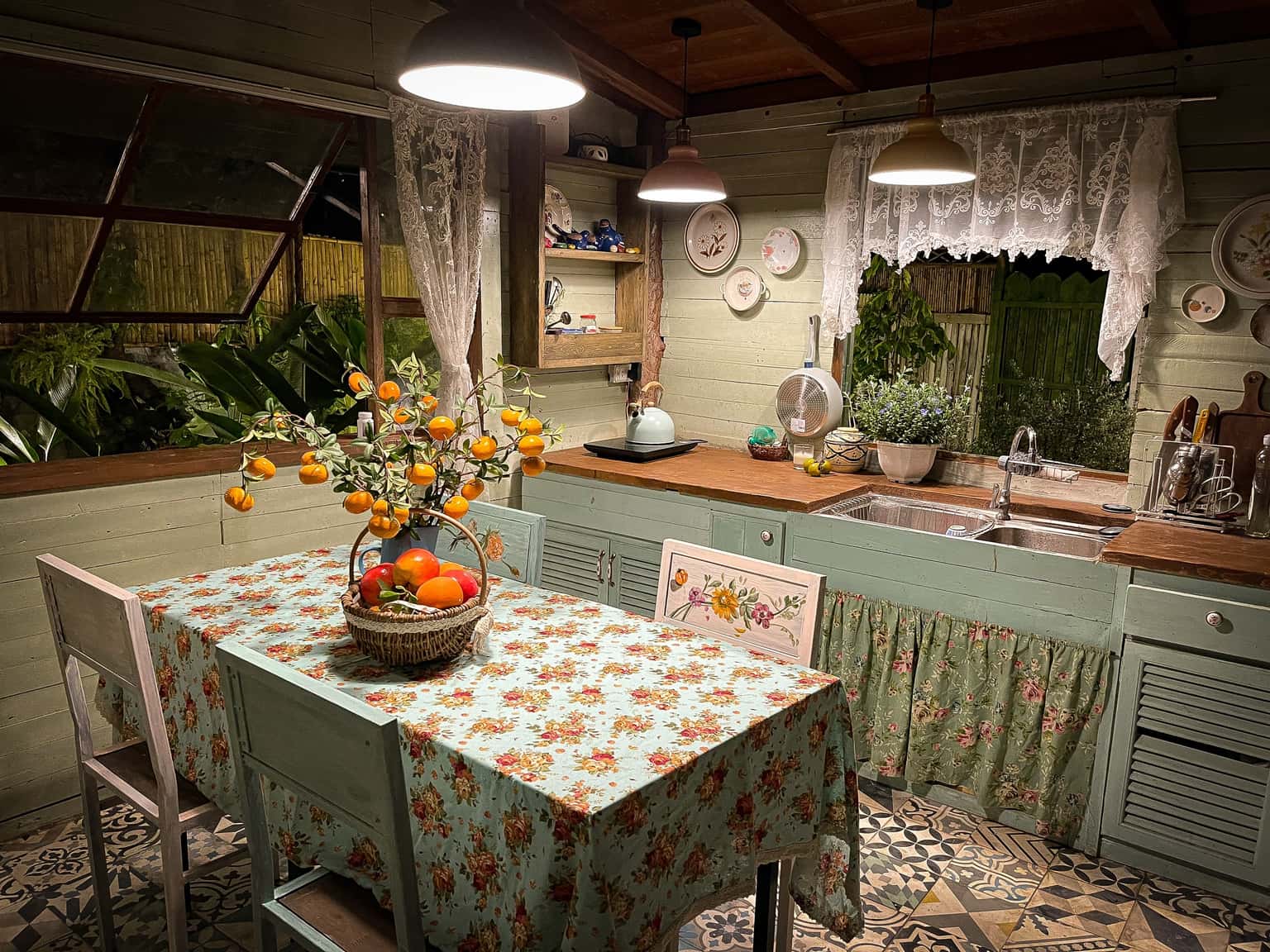 Woodhouse - Lii's Homestay, Tây Hồ — photo 4