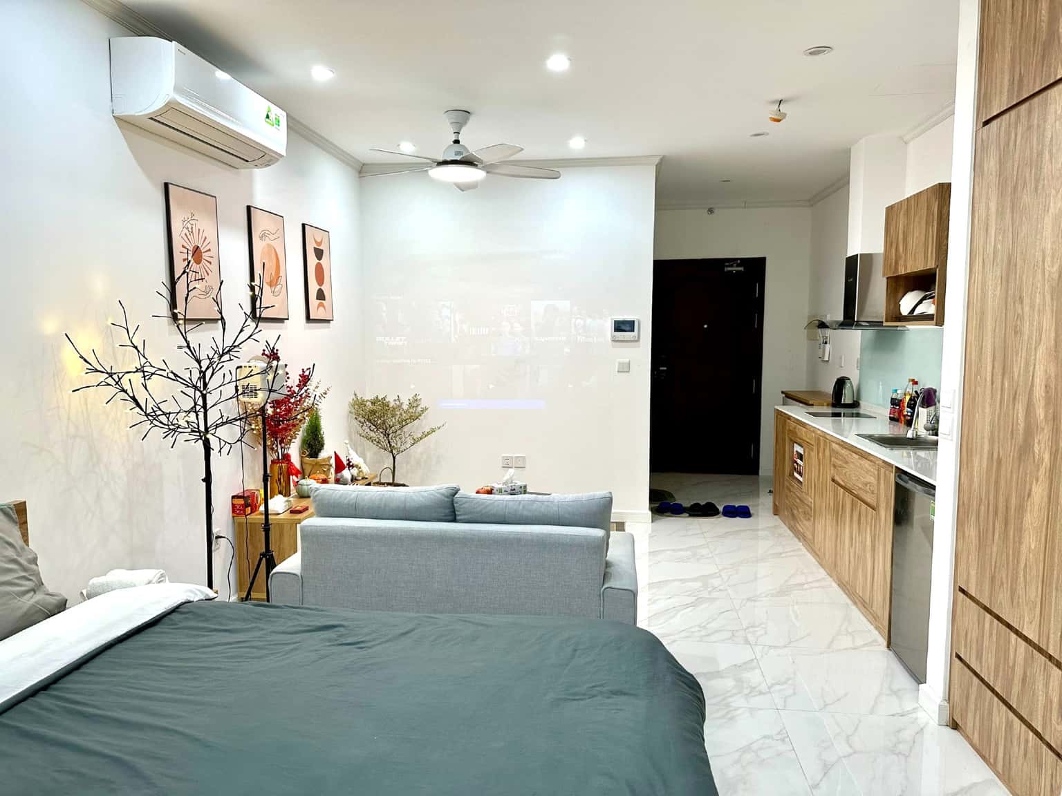 The Siesta Homestay - 2103 Lạc Long Quân - View Hồ Tây — ảnh 8