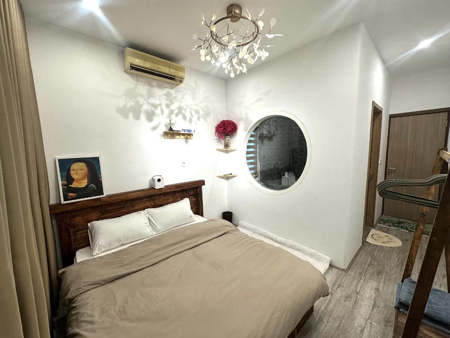 Amoureux - 401 Chùa Hà, Cầu Giấy — photo 1