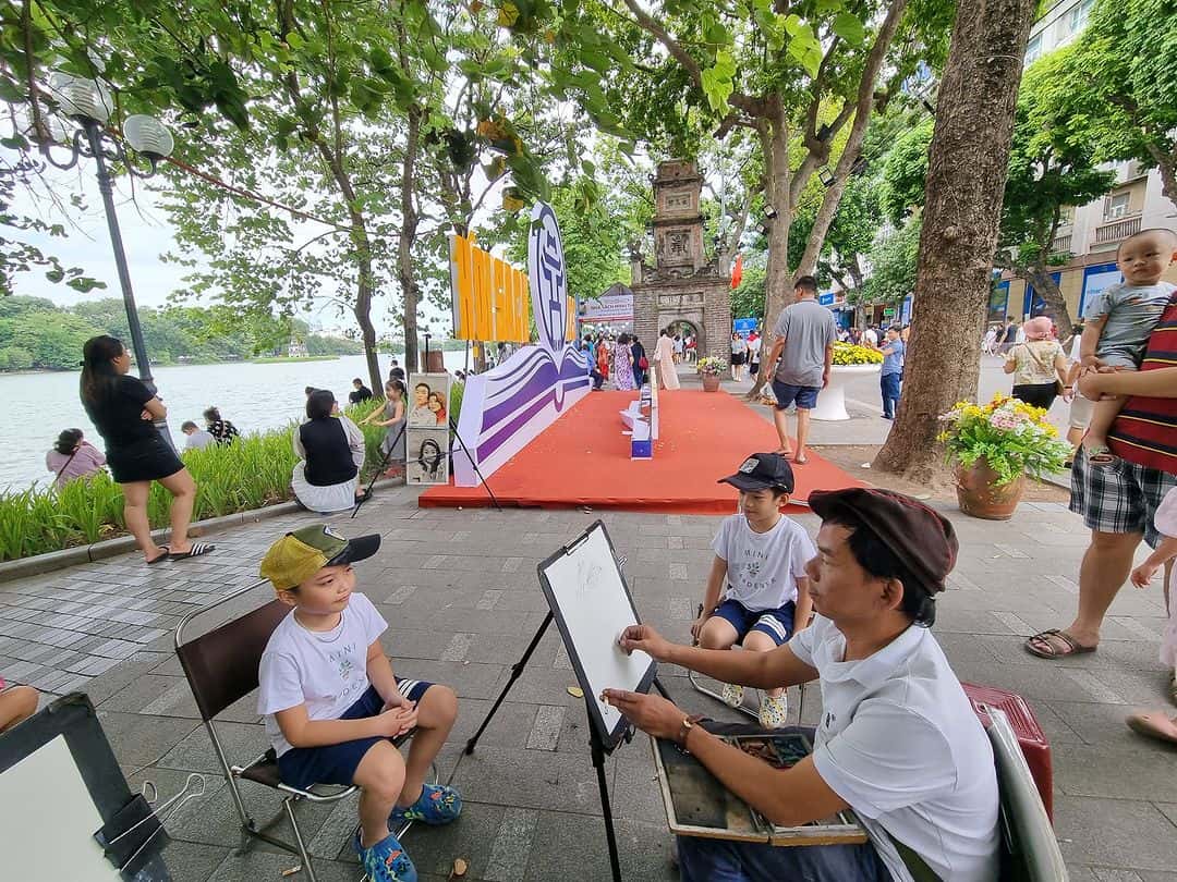 justfly pho di bo ho guom hanoi