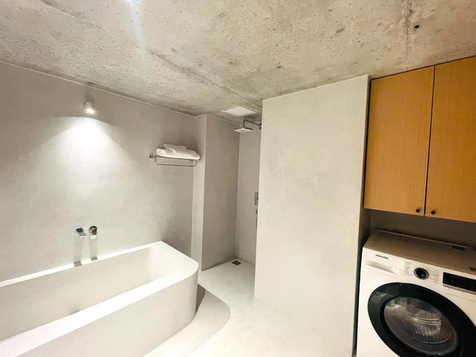 Casa Amarilla Boutique Apartment - A1 Lê Đại Hành, Hai Bà Trưng — ảnh 10